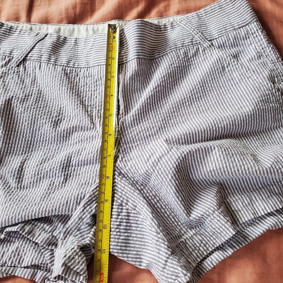 J Crew Seersucker City Fit Shorts - Picture 5 of 8